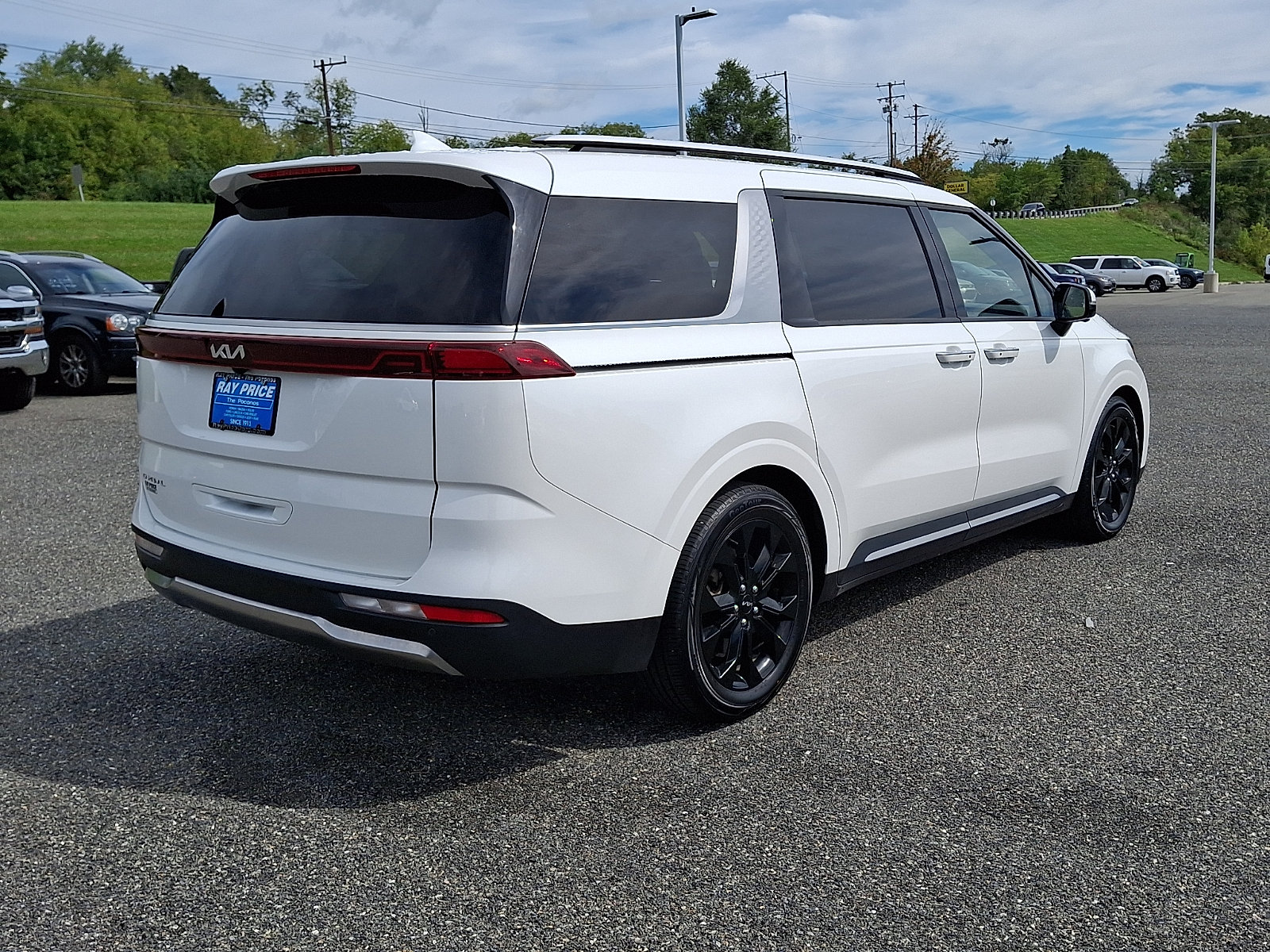 Used 2023 Kia Carnival SX Prestige FWD image 7