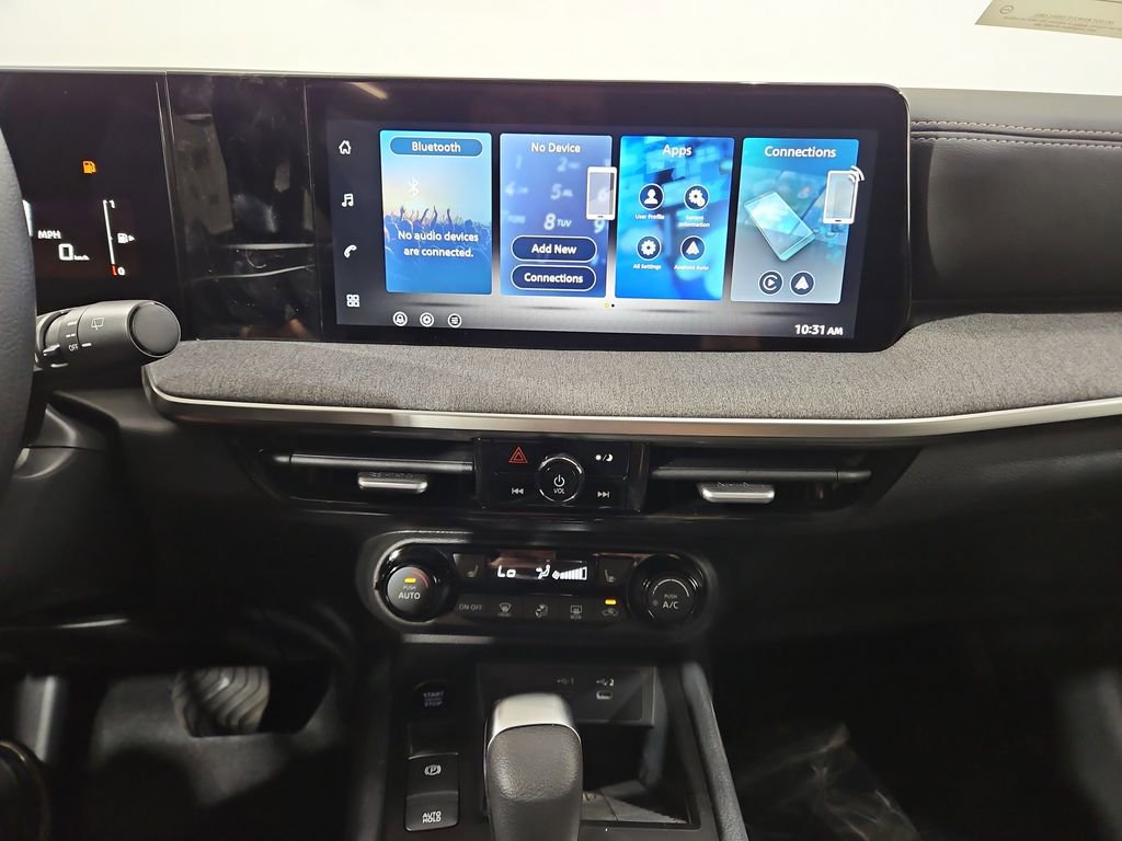 New 2026 Nissan Kicks SV AWD/4WD image 18