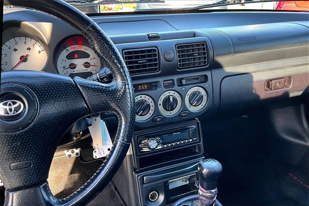 Used 2002 Toyota MR2 image 8