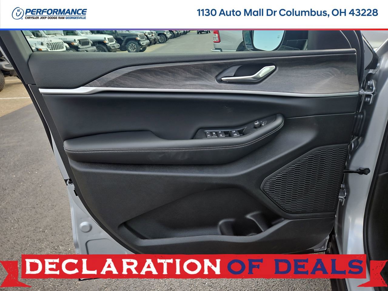 New 2026 Jeep Grand Cherokee Laredo image 18