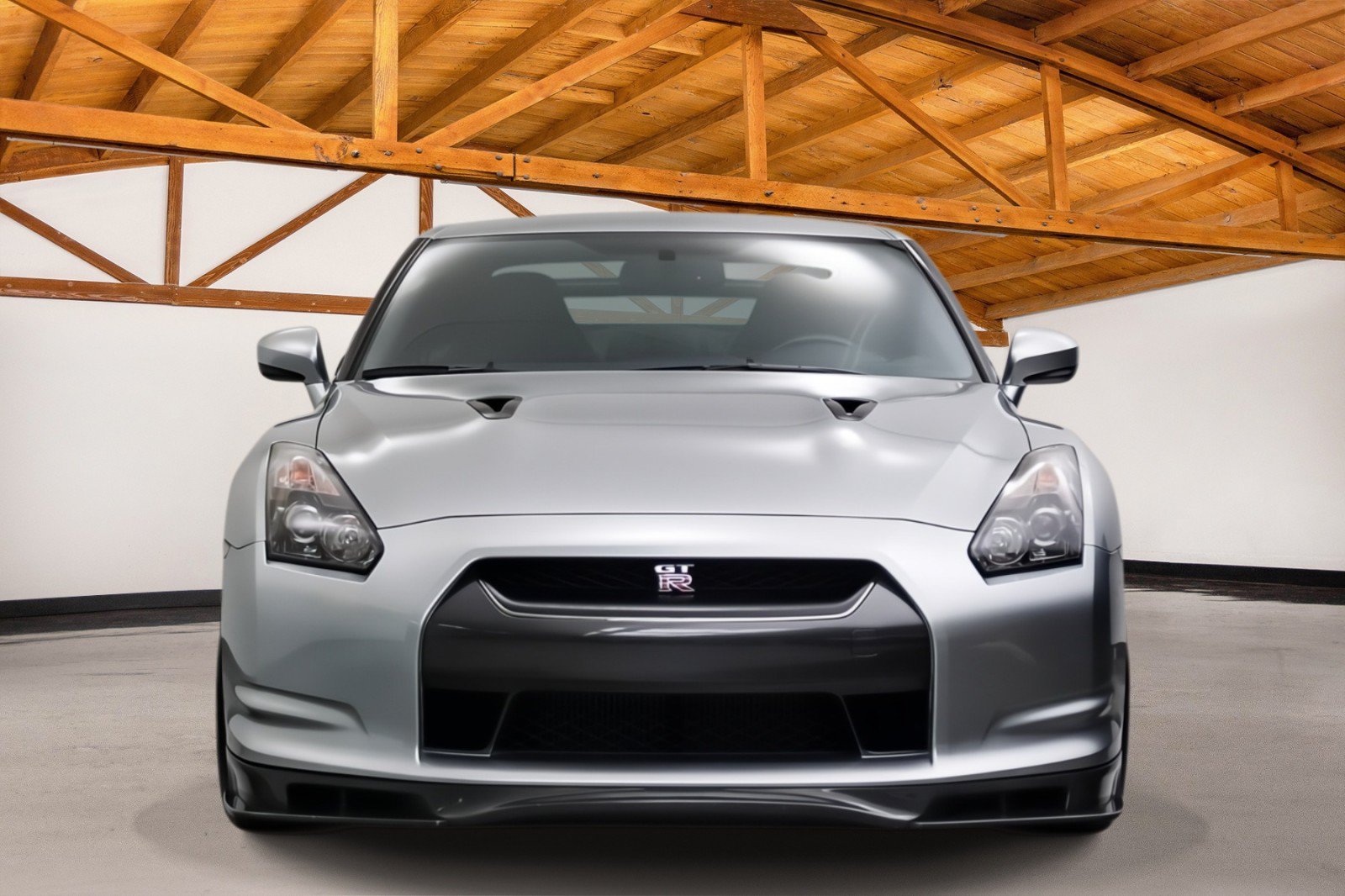 Used 2009 Nissan GT-R Premium AWD/4WD image 8