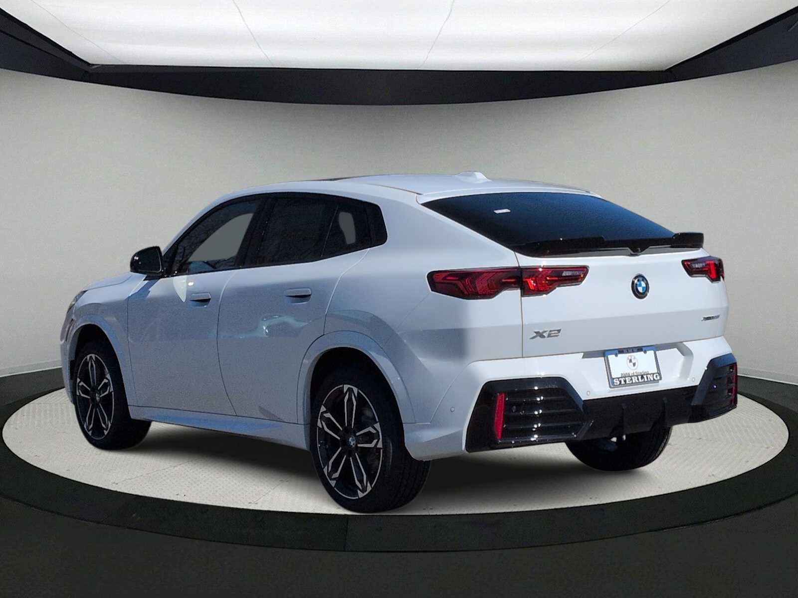 New 2026 BMW X2 xDrive28i w/ Technology Package AWD/4WD image 6