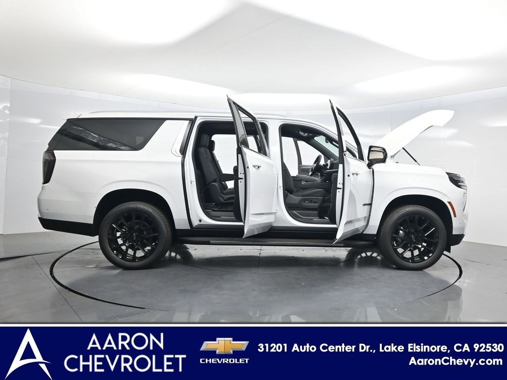 New 2026 Chevrolet Suburban LT w/ Comfort Package AWD/4WD image 3