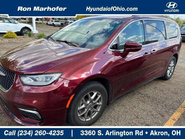 Used 2021 Chrysler Pacifica Touring w/ Cold Weather Group FWD video 1