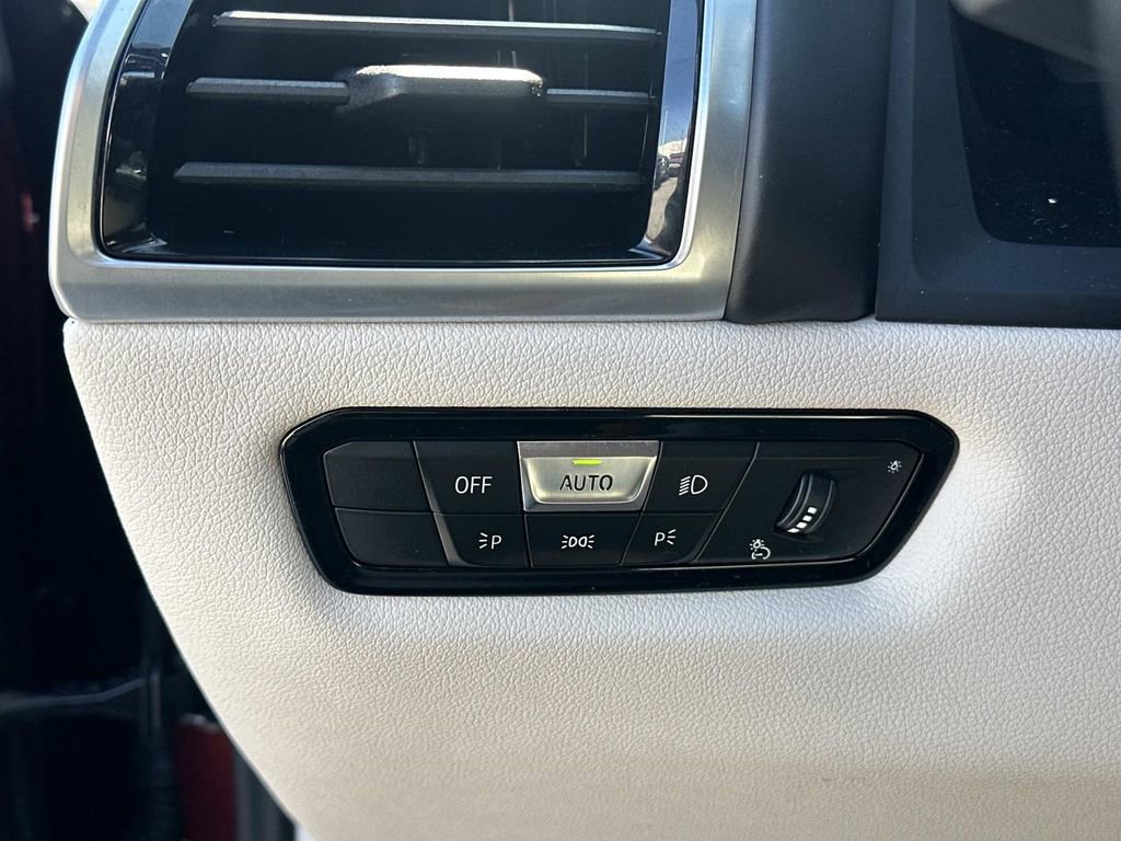 Used 2022 BMW 840i xDrive Coupe image 16