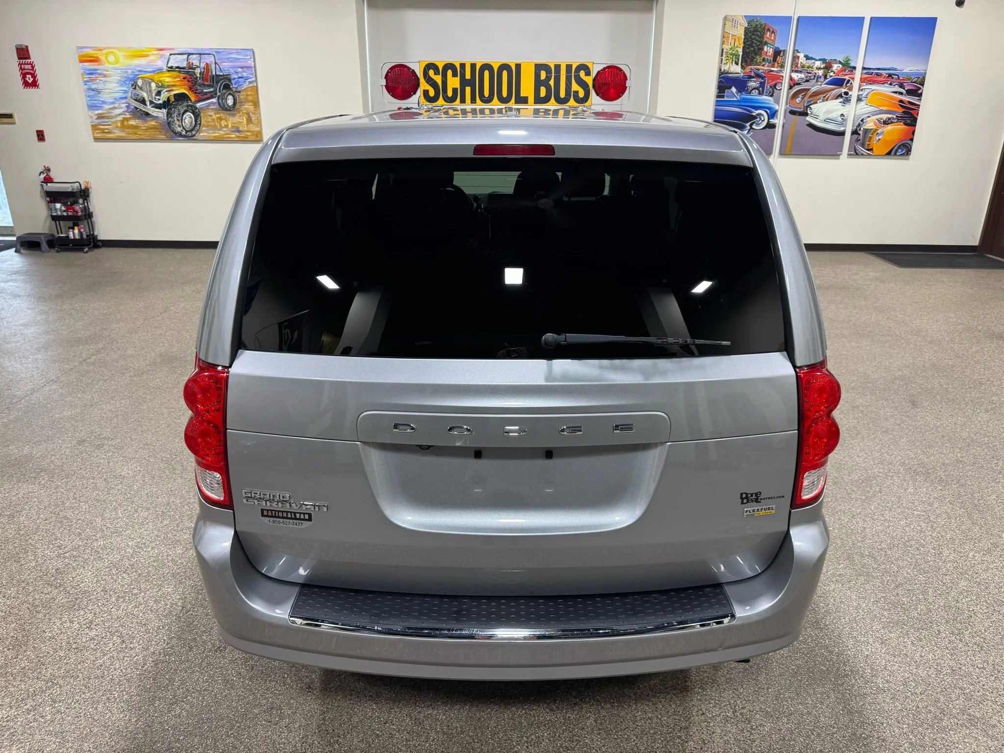 Used 2018 Dodge Grand Caravan SE image 19