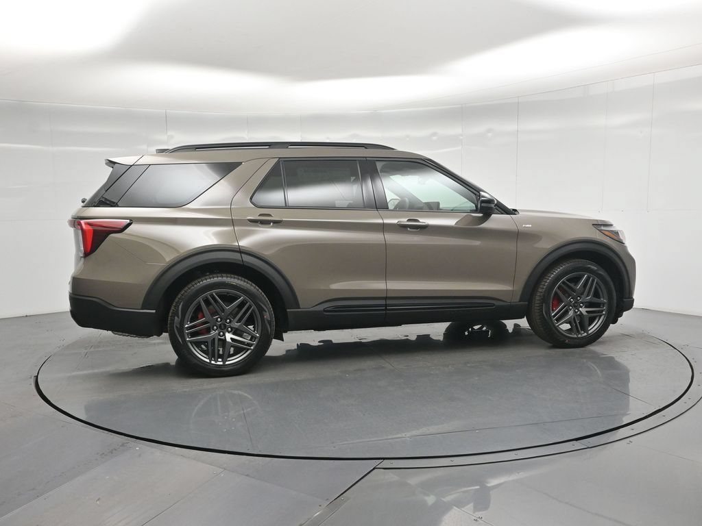 New 2026 Ford Explorer ST-Line w/ ST-Line Street Pack AWD/4WD image 29