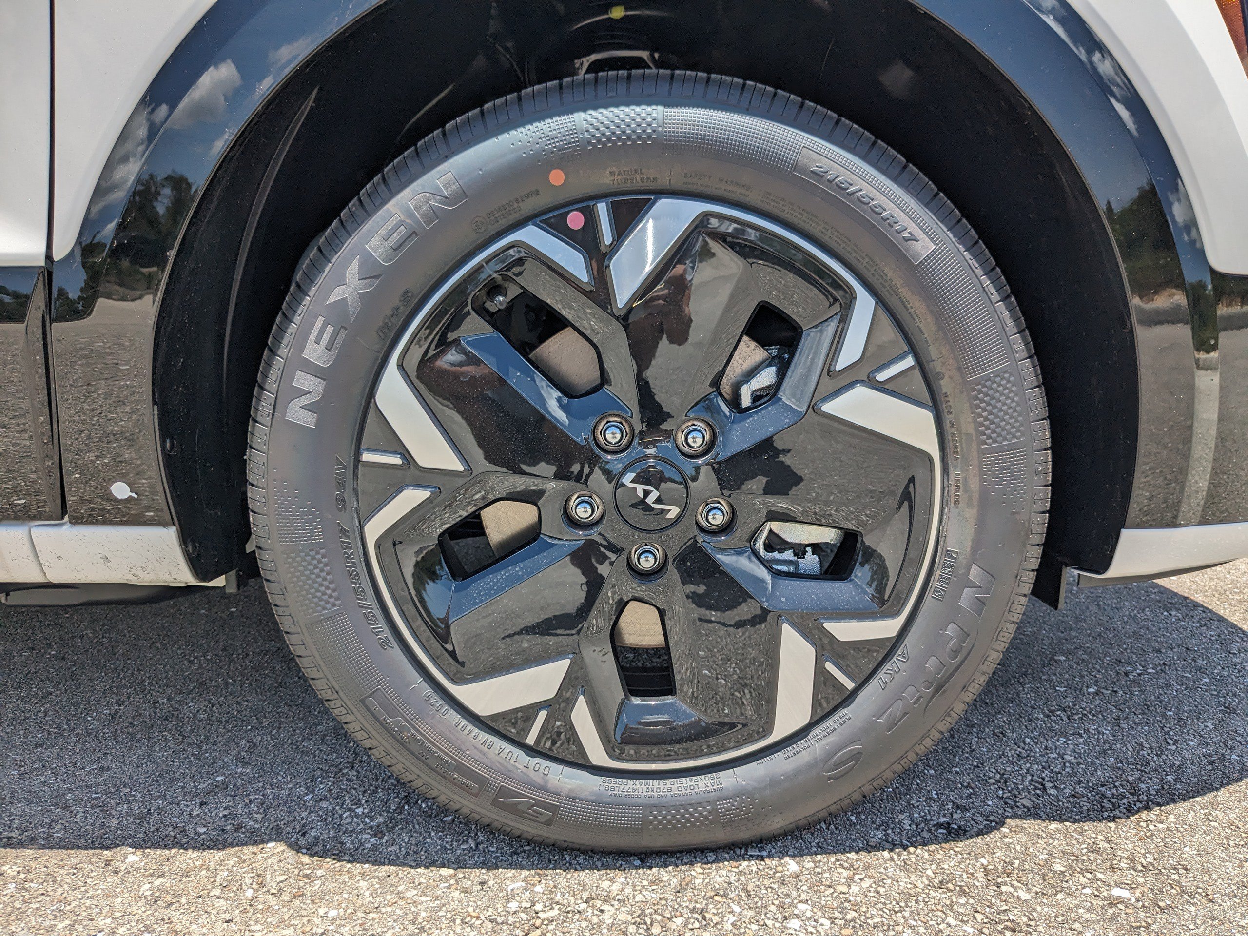 New 2025 Kia Niro Wind image 13