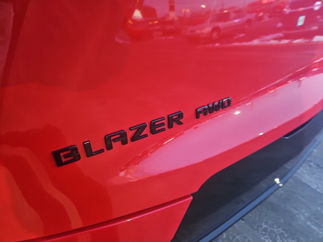 Used 2022 Chevrolet Blazer RS w/ Enhanced Convenience Package image 5