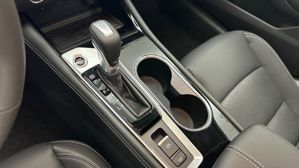 New 2025 Nissan Altima 2.5 SL image 13