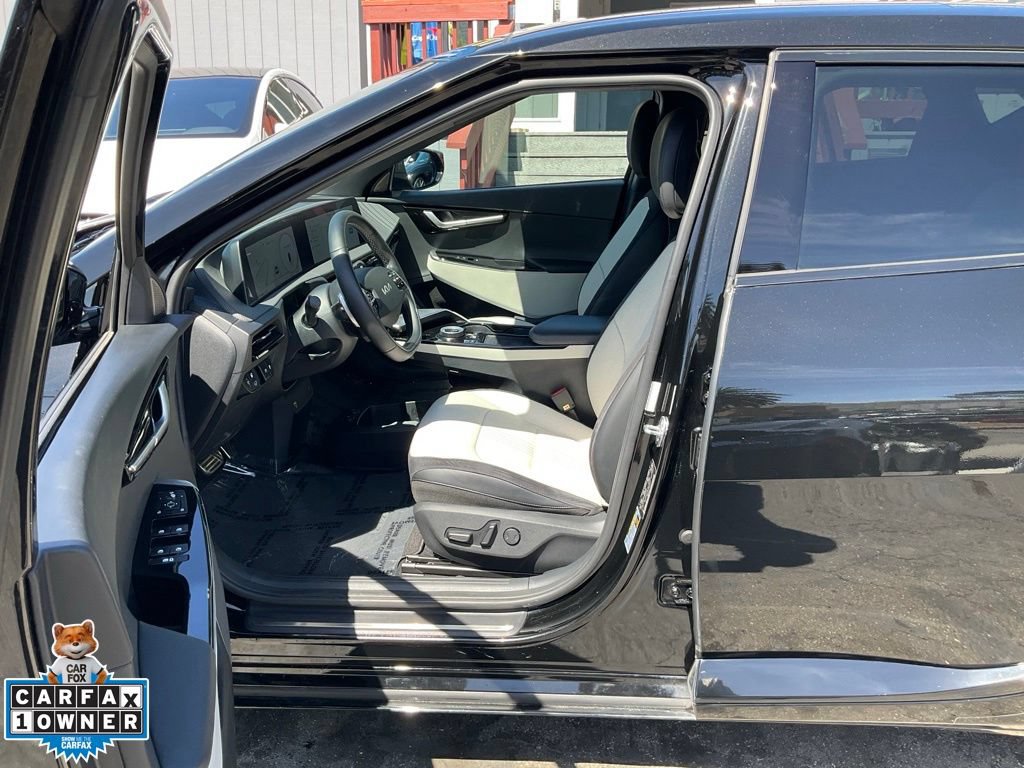 Used 2024 Kia EV6 GT-Line w/ GT-Line White Seat Package RWD image 6