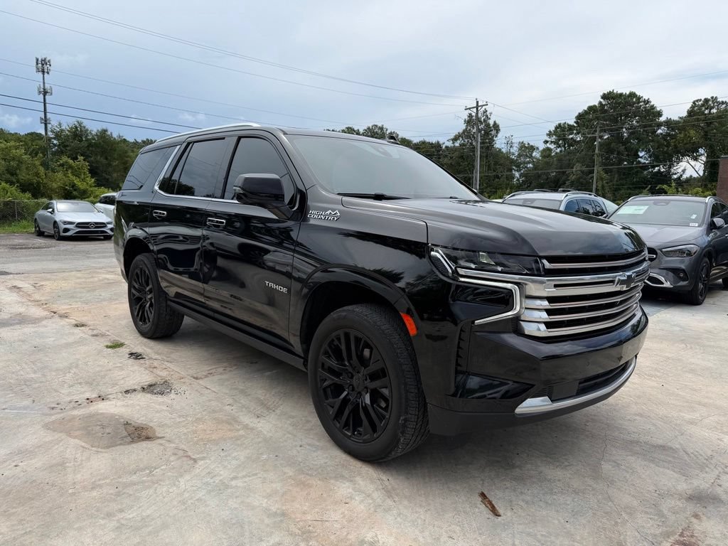 Used 2021 Chevrolet Tahoe High Country w/ Premium Package 2 AWD/4WD image 3