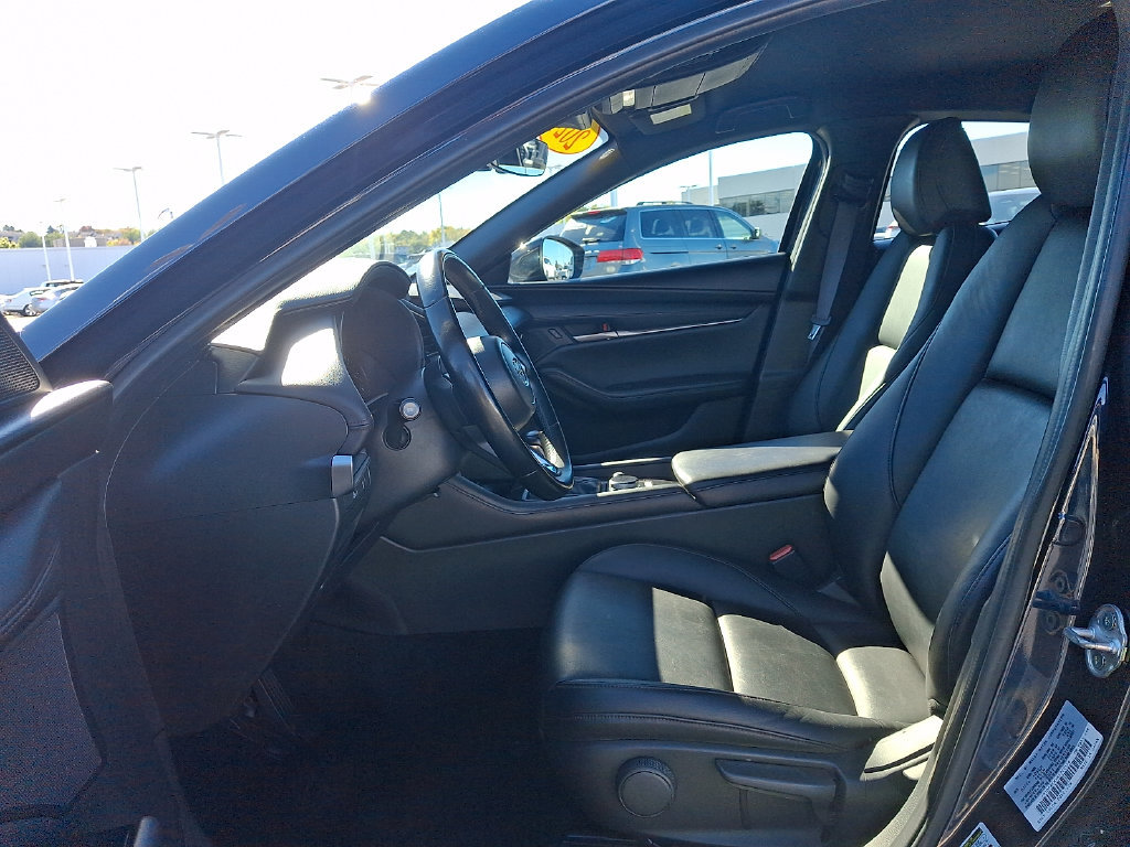 Used 2024 MAZDA MAZDA3 s FWD image 13