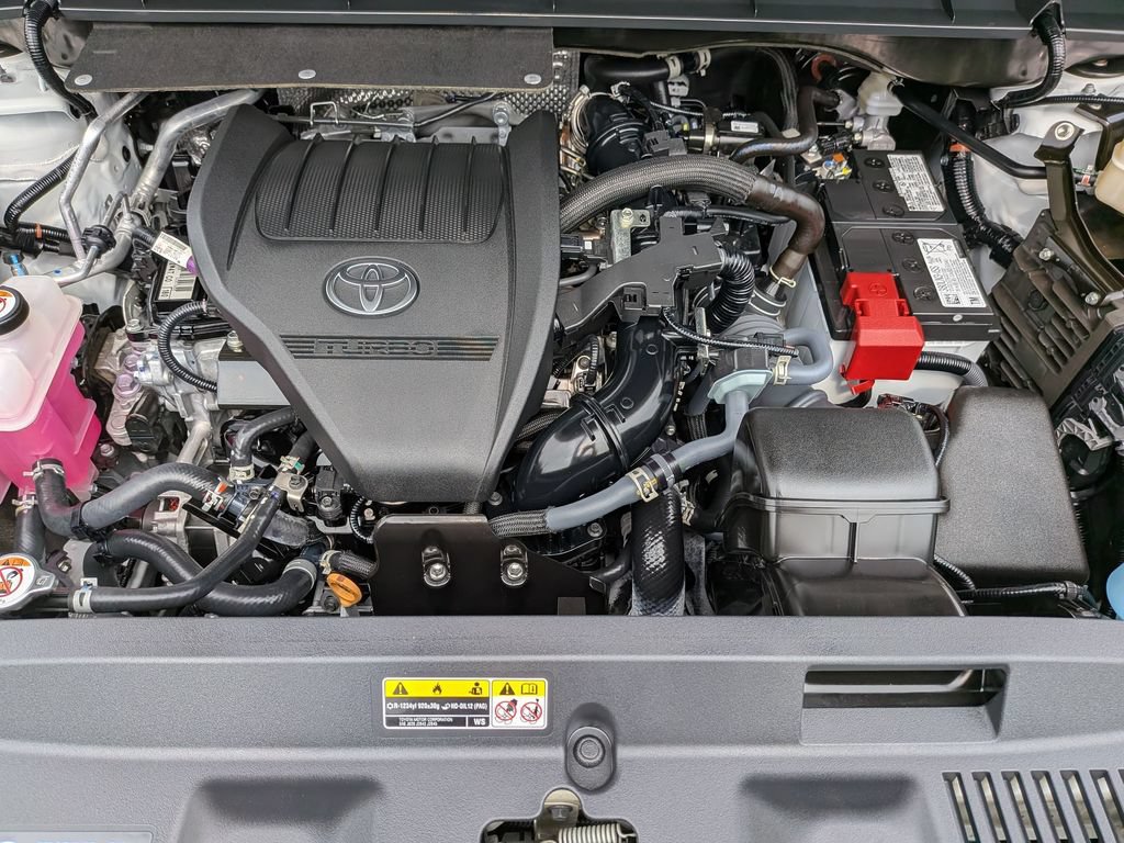 Used 2023 Toyota Highlander LE FWD image 36