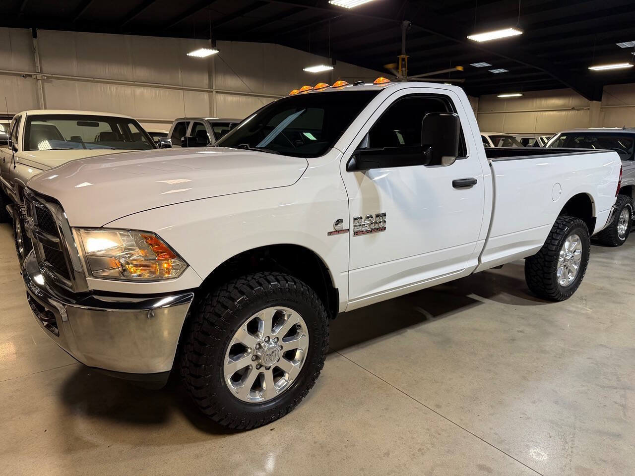 Used 2018 RAM 2500 Tradesman w/ Chrome Appearance Group AWD/4WD image 46