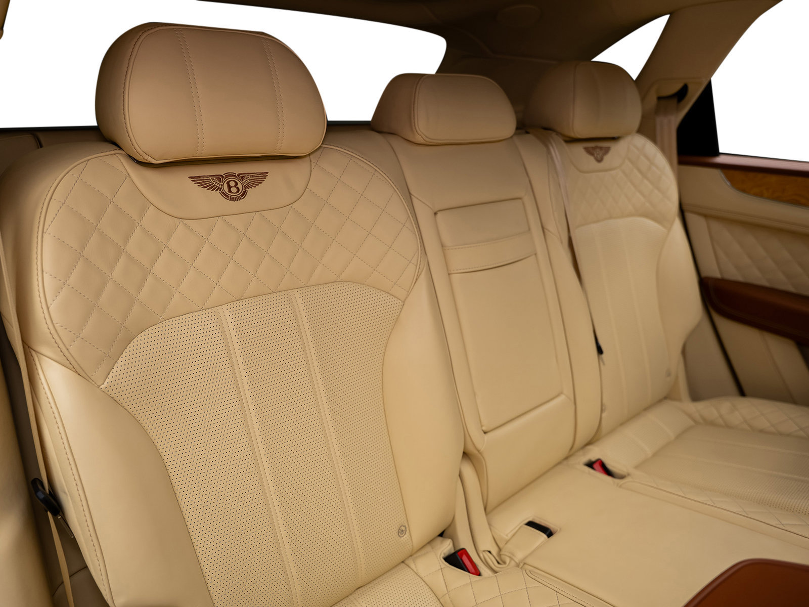 Used 2019 Bentley Bentayga AWD/4WD image 32