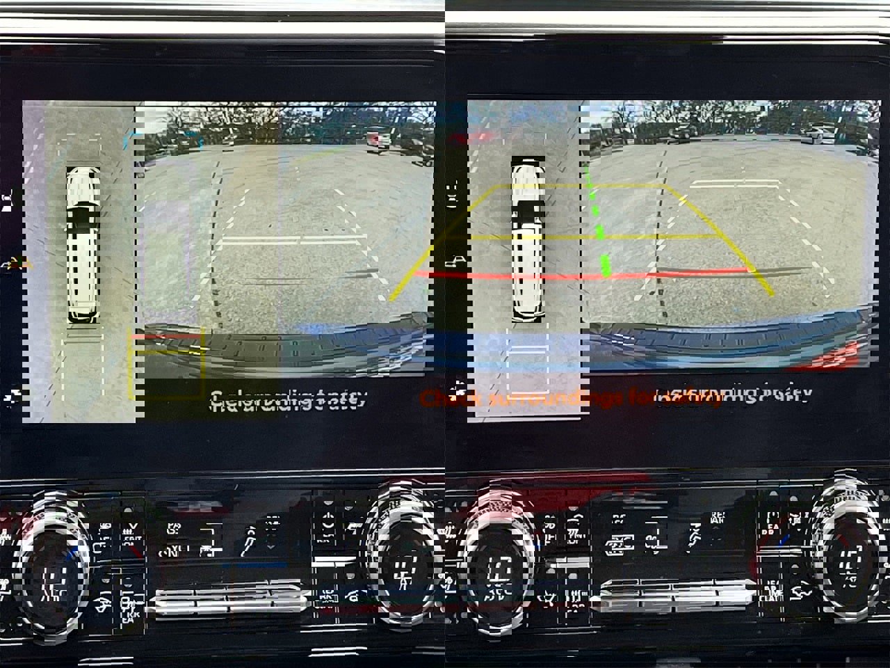 Used 2023 Toyota Highlander Limited image 16