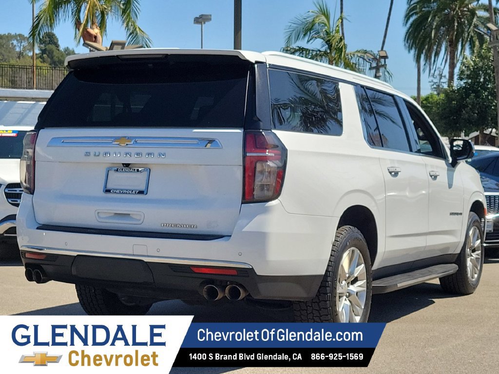 Certified 2023 Chevrolet Suburban Premier RWD image 3