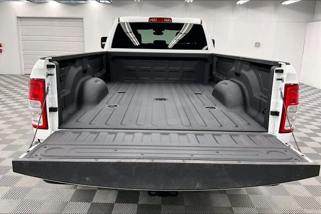 Used 2024 RAM 3500 Big Horn image 31