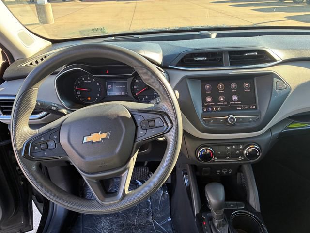 Used 2021 Chevrolet TrailBlazer LT image 16