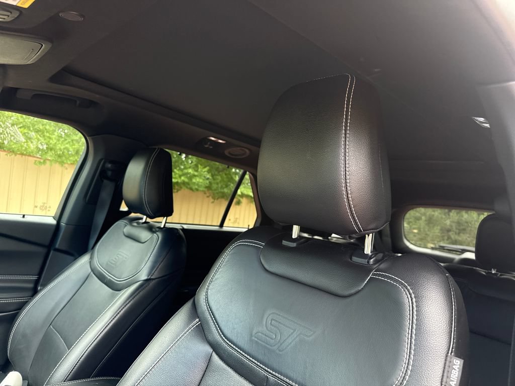 Used 2022 Ford Explorer ST w/ Equipment Group 401A AWD/4WD image 14