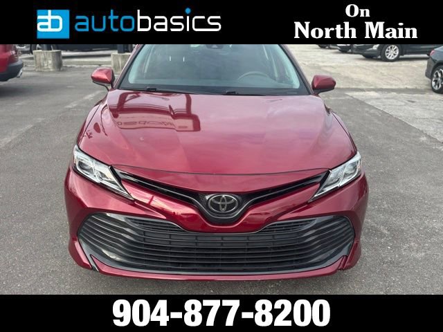 Used 2020 Toyota Camry LE image 10