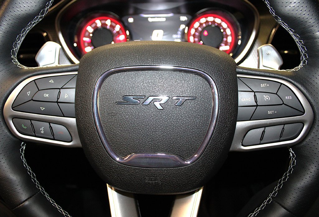 Used 2022 Dodge Challenger SRT Hellcat w/ Plus Package RWD image 12