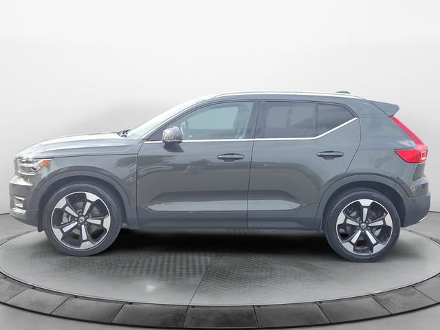 Used 2019 Volvo XC40 T5 Inscription image 2