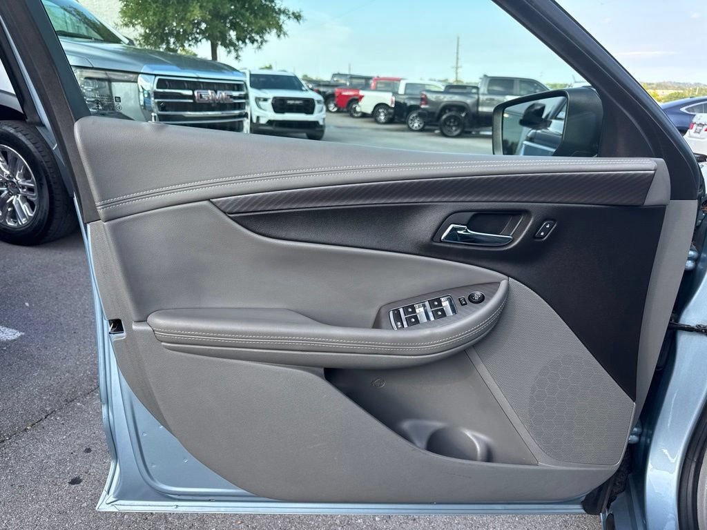Used 2015 Chevrolet Impala LS FWD image 10