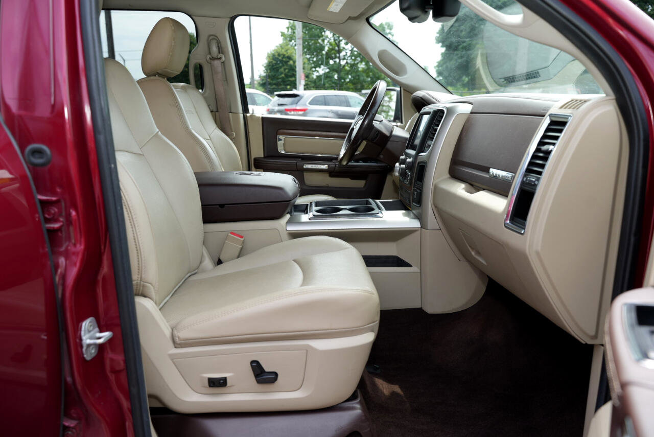 Used 2014 RAM 1500 Laramie w/ Convenience Group image 19