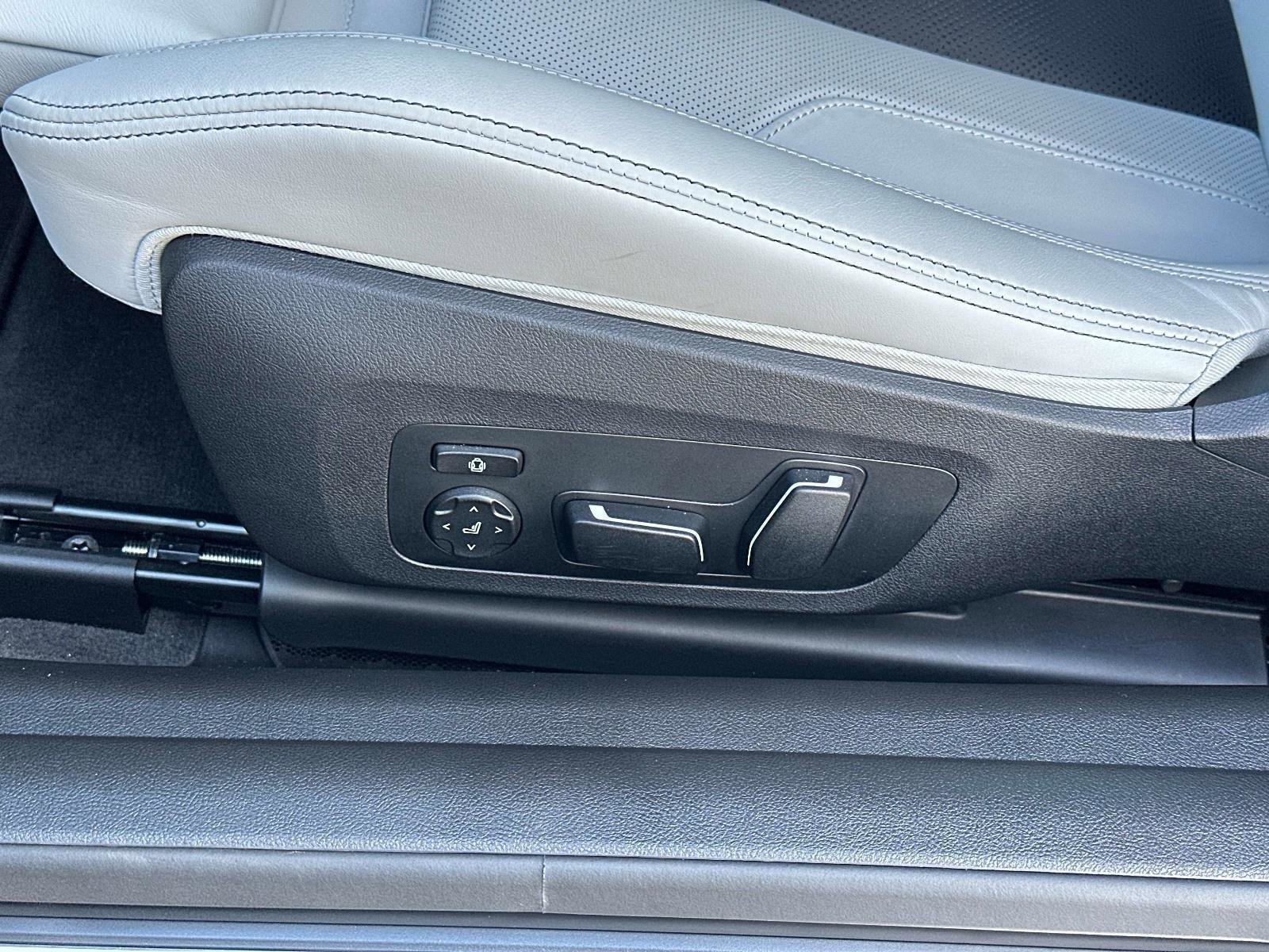 Used 2026 BMW M4 Competition w/ Executive Package image 14