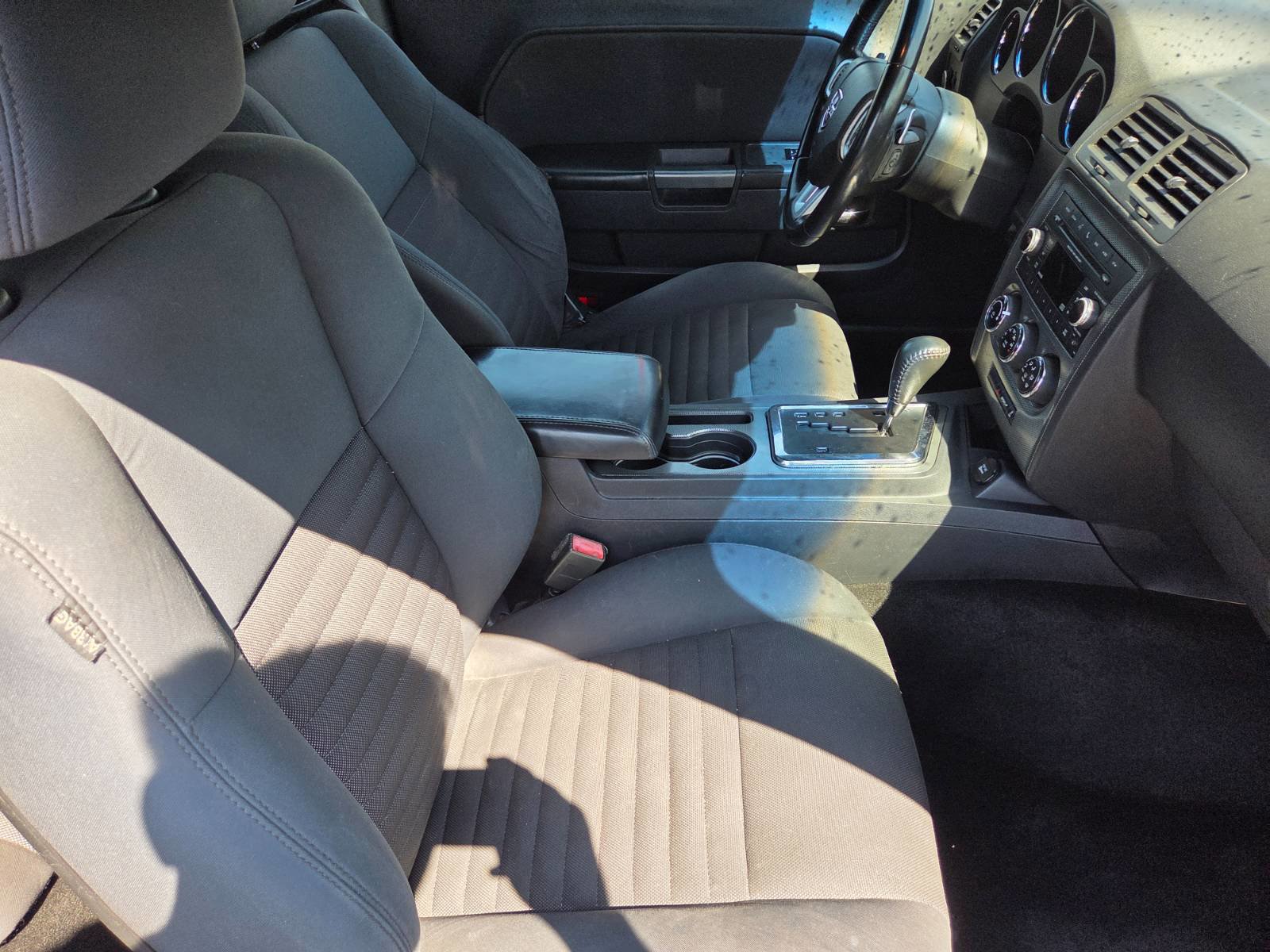 Used 2013 Dodge Challenger R/T image 12