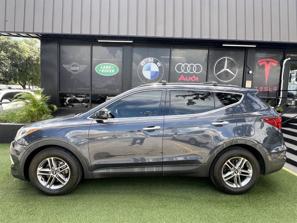 Used 2017 Hyundai Santa Fe Sport FWD image 7