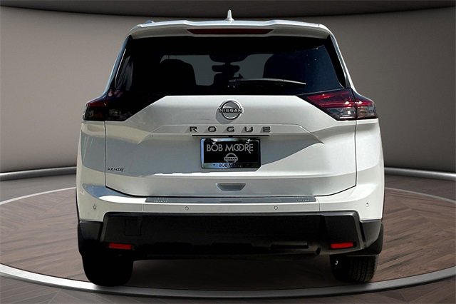 New 2026 Nissan Rogue SV image 4