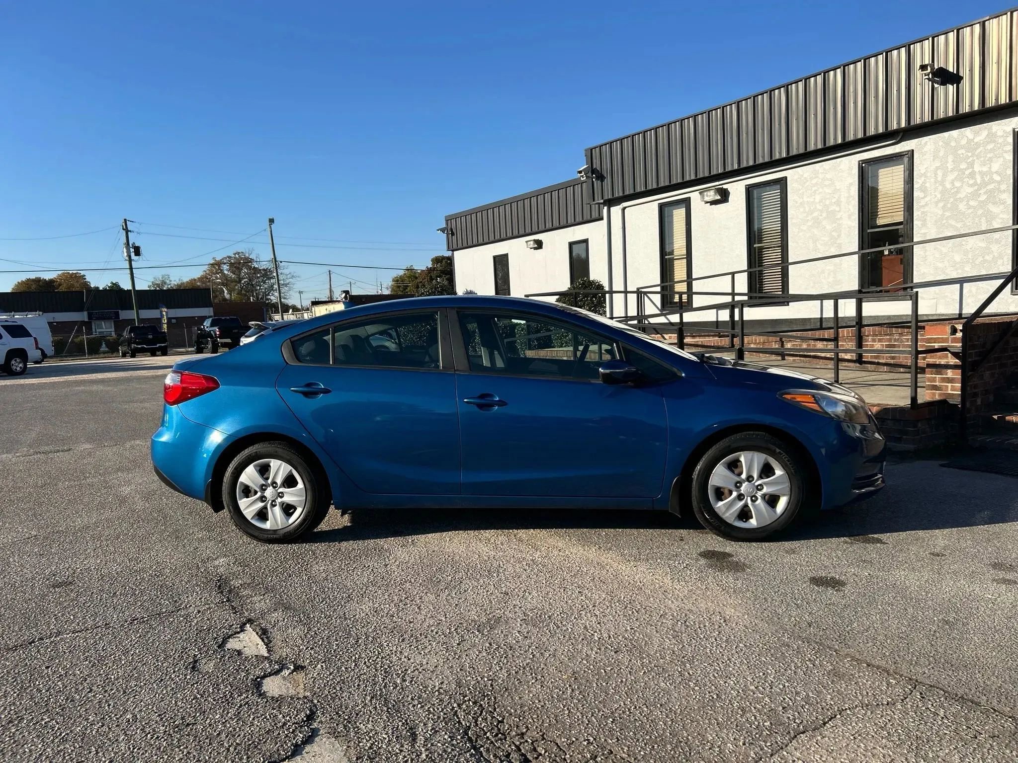 Used 2015 Kia Forte LX w/ Popular Package image 5