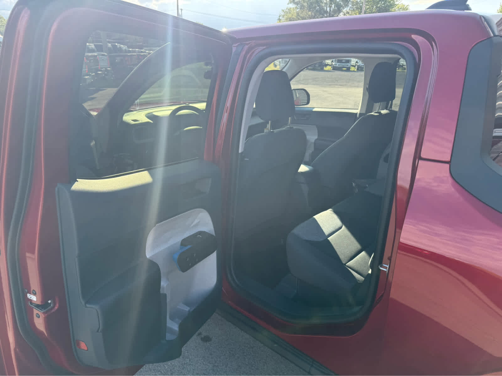 New 2025 Ford Maverick XLT image 15