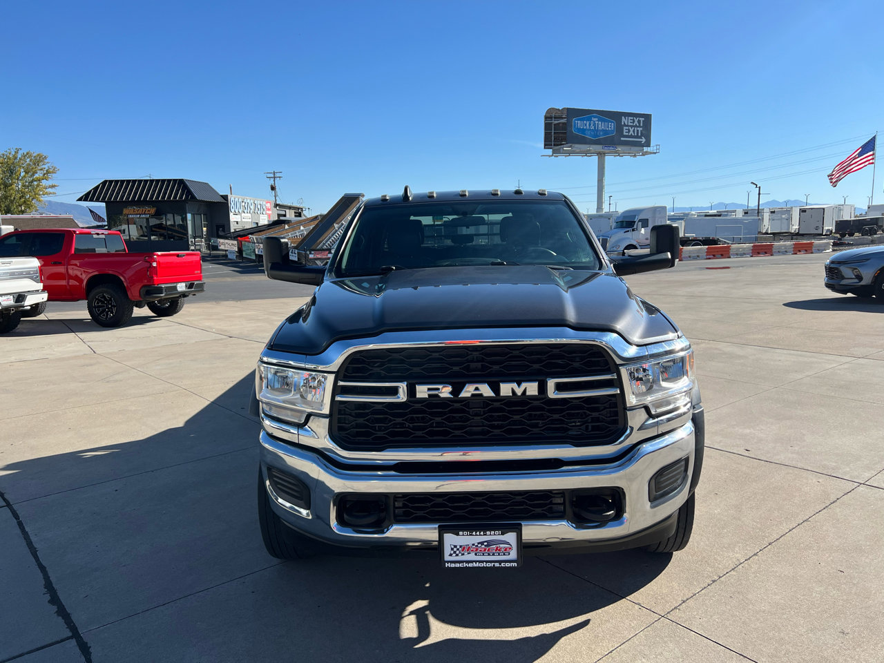 Used 2022 RAM 4500 Tradesman w/ Chrome Appearance Group image 9