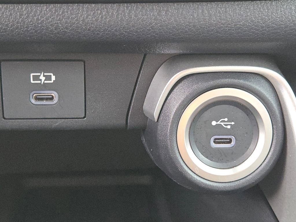 Used 2025 Toyota Grand Highlander FWD image 14