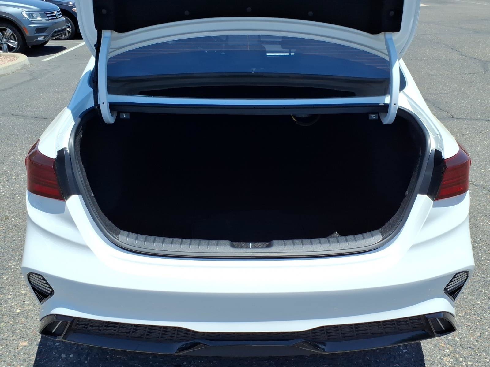 Used 2022 Kia Forte GT-Line w/ GT-Line Premium Package FWD image 16