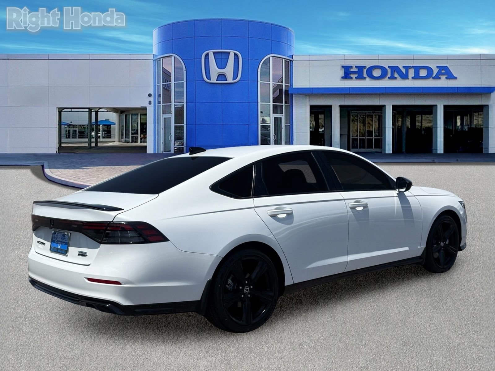 Used 2023 Honda Accord Sport image 9