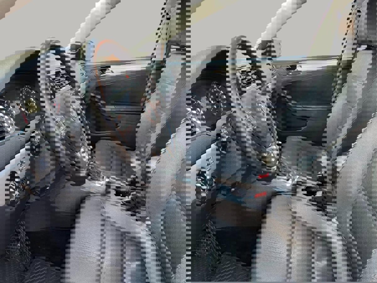 Used 2012 Volkswagen Jetta TDI image 18