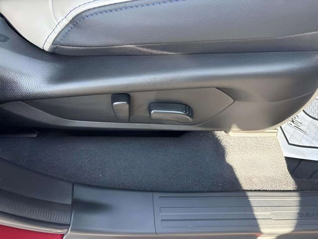 Used 2025 Subaru Forester Limited w/ Protection Package image 17