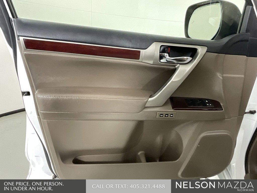 Used 2014 Lexus GX 460 image 20