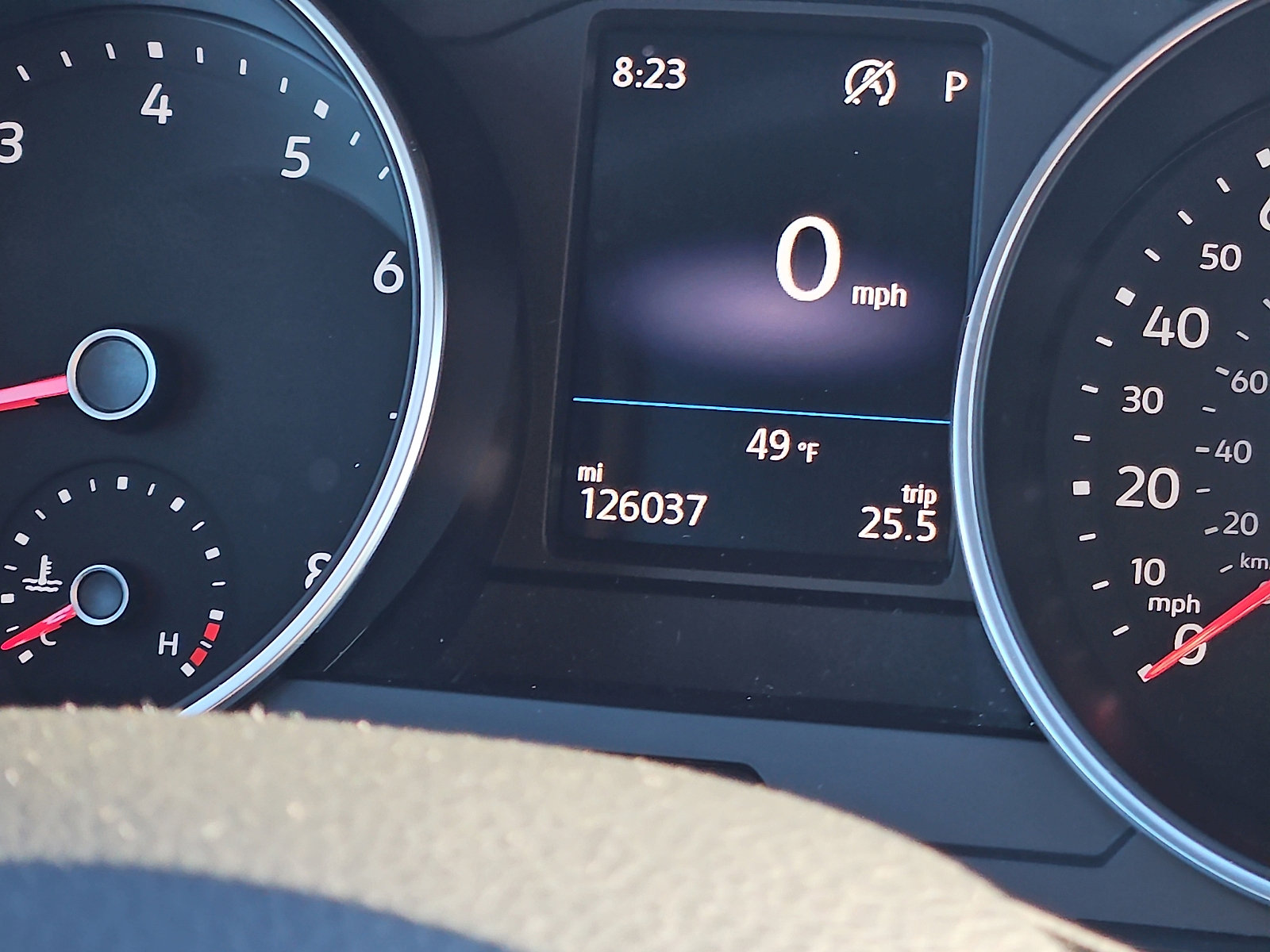 Used 2020 Volkswagen Tiguan SE R-Line image 20