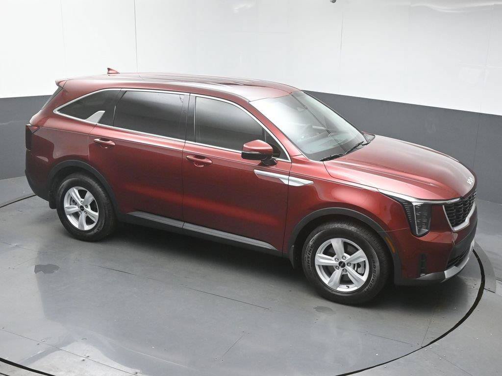 Used 2025 Kia Sorento LX FWD image 41