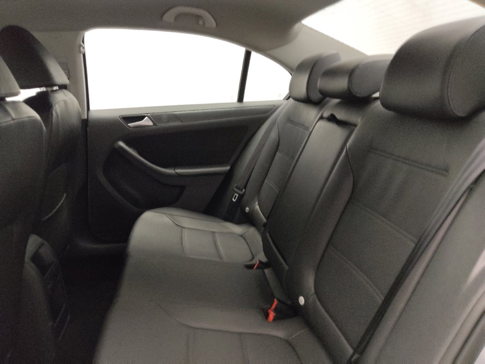 Used 2014 Volkswagen Jetta SE image 18