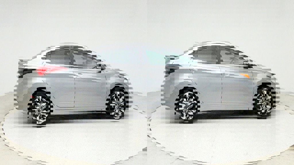 Used 2015 Hyundai Elantra Limited w/ Option Group 05 image 4