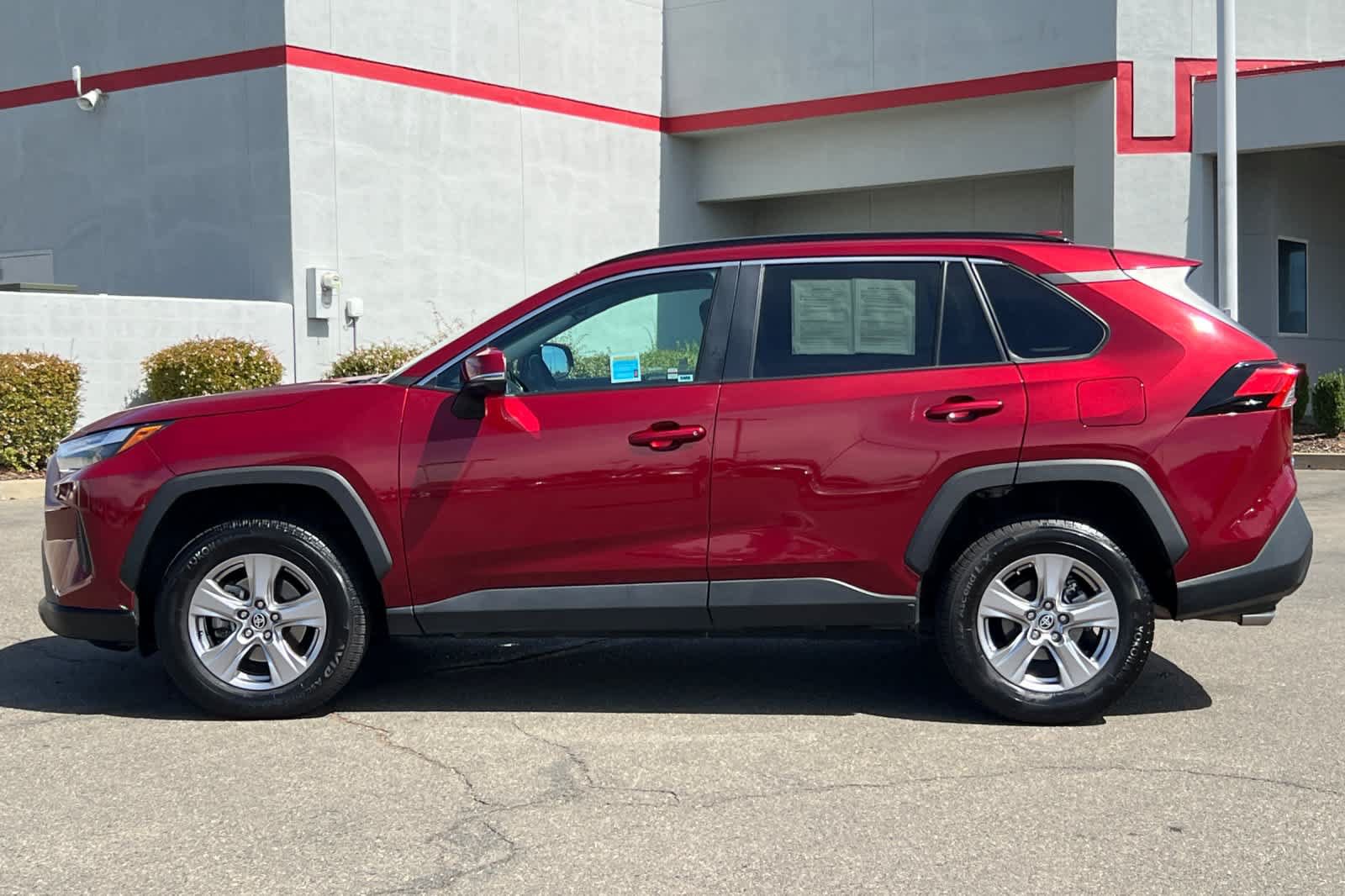 Certified 2023 Toyota RAV4 XLE AWD/4WD image 9