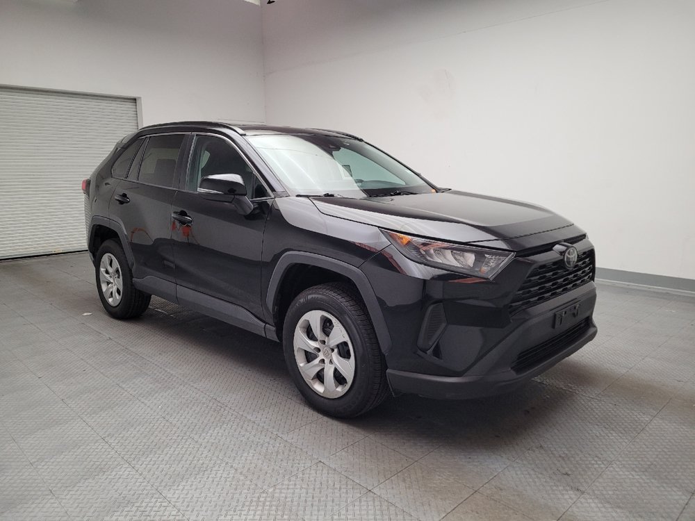 Used 2021 Toyota RAV4 LE FWD image 13