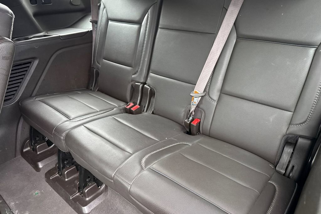 Used 2021 GMC Yukon Denali w/ Denali Premium Package image 24